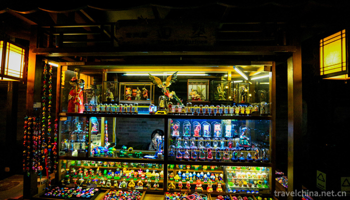 Kuan and Zhai Alley13