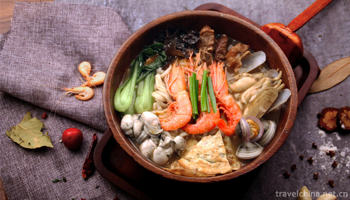 Seafood-Noodles13
