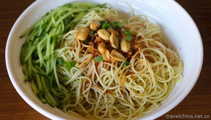 Cold-Noodles-with-Sesame-Sauce-2