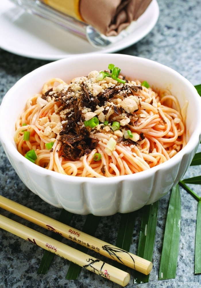 Yibin-burning-Noodles1