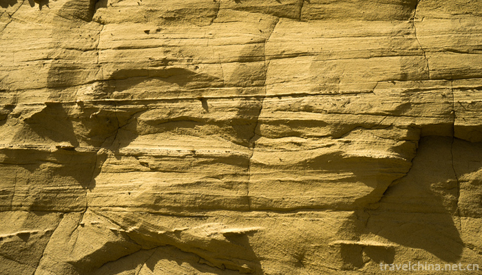 Zanda-Tulin-National-Geological-Park-16