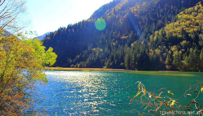 Jiuzhaigou-Valley-10