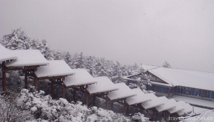 Mount-Emei-19