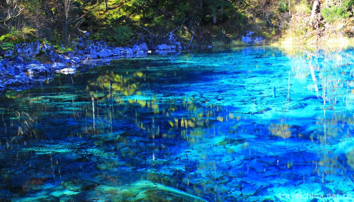 Jiuzhaigou-Valley-8