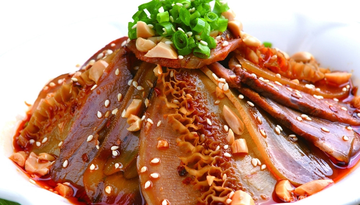 Sliced-beef-and-ox-organs-in-chili-sauce-19