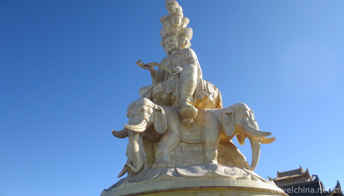 Mount-Emei-1