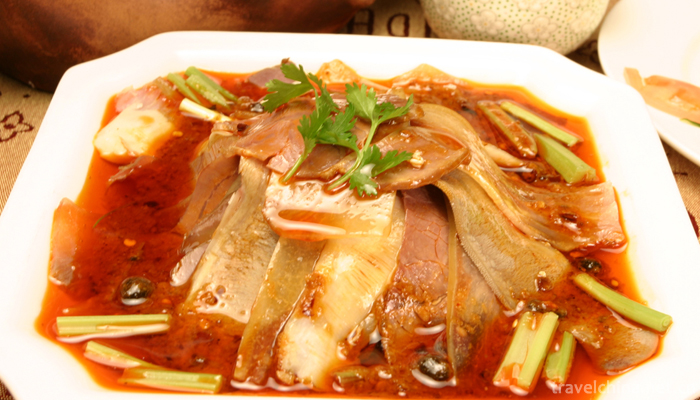 Sliced-beef-and-ox-organs-in-chili-sauce-15