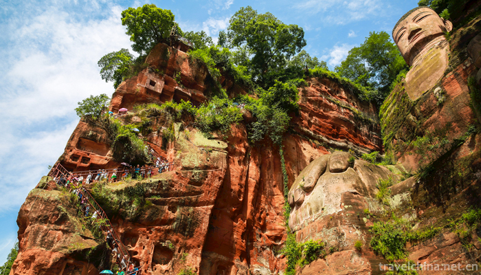 Leshan-Giant-Buddha-11