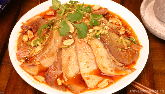 Sliced-beef-and-ox-organs-in-chili-sauce-16