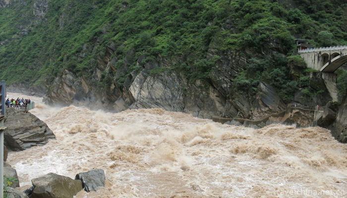 Tiger-Leaping-Gorge-7