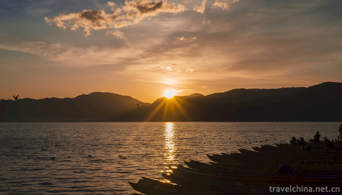 Lugu-Lake-19