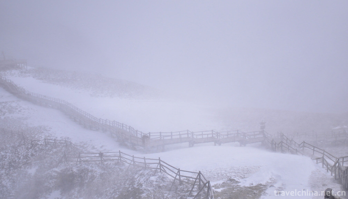 Shika-Snow-Mountain-6
