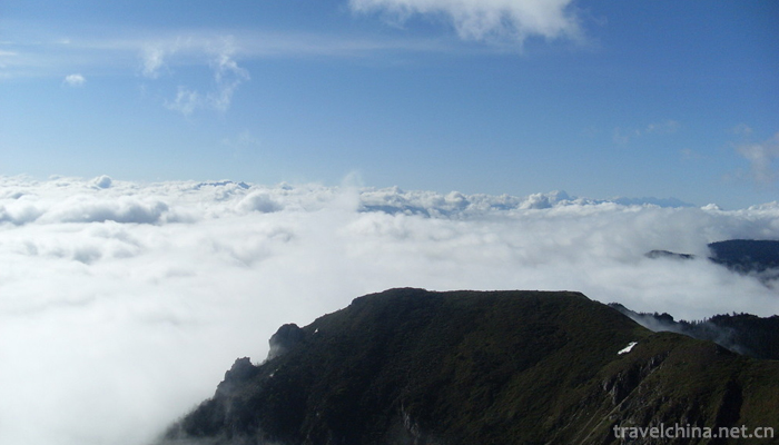 Shika-Snow-Mountain-2