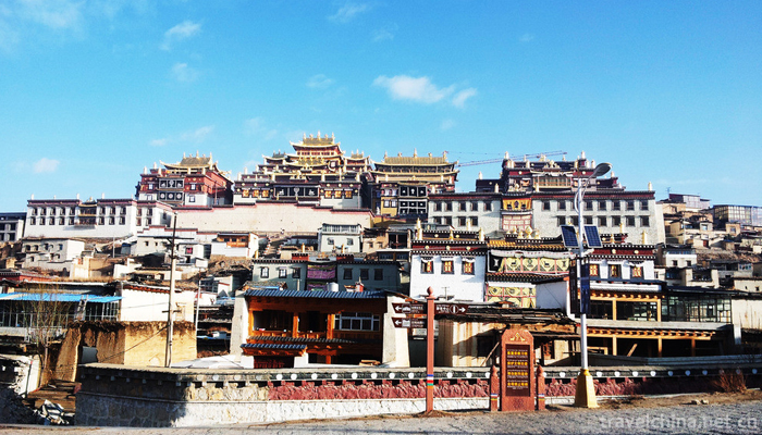 Songdan-Songzanlin-Temple-9