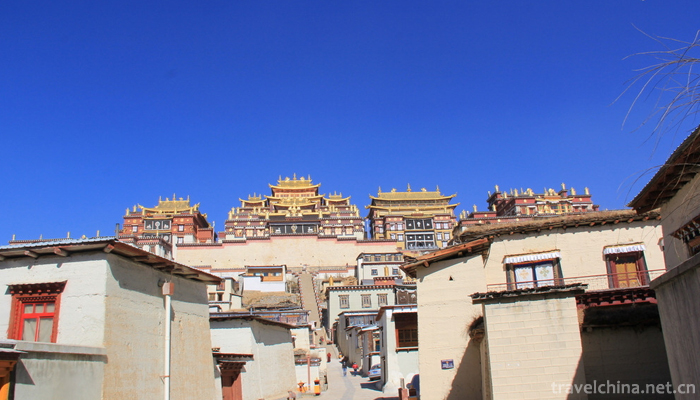 Songdan-Songzanlin-Temple-15