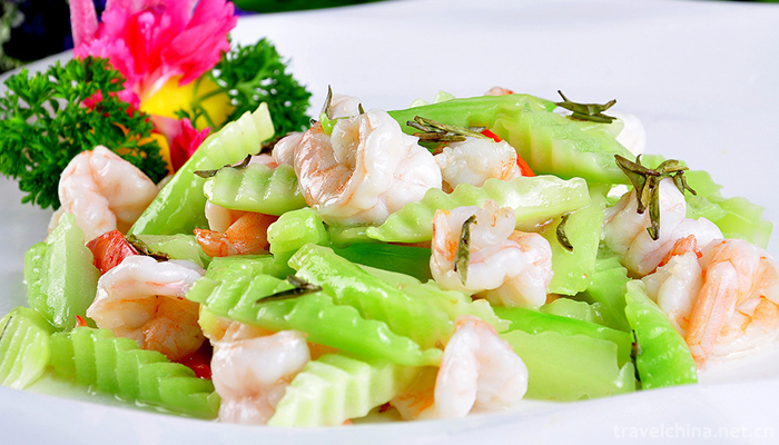 Stir-fried-Shrimps-with-Longjing-Tea-Leaves-3