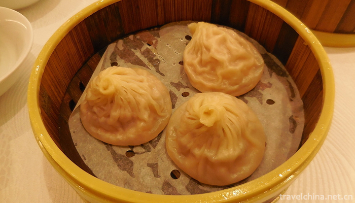 Crab-Dumplings-in-Soup-10