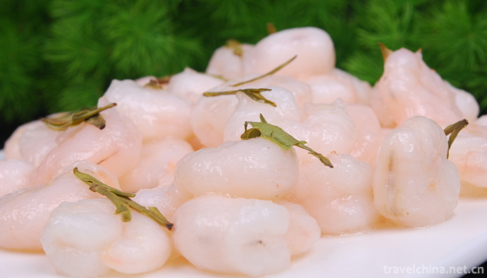 Stir-fried-Shrimps-with-Longjing-Tea-Leaves-4