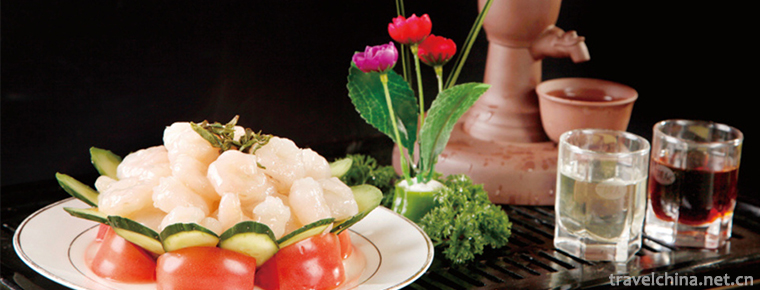 Stirfried Shrimps with Longjing Tea Leaves 