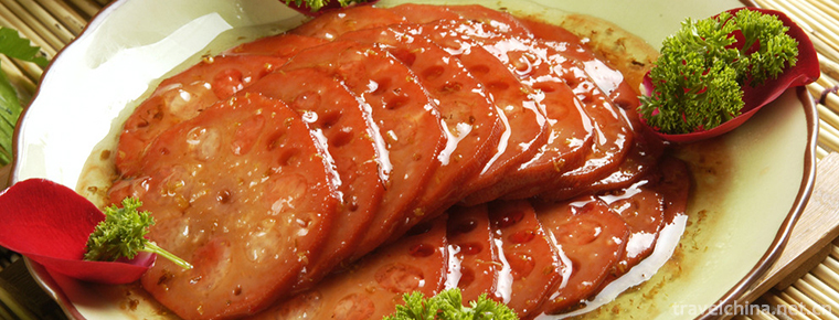 Steamed Lotus Root Stuffed with Glutinous Rice