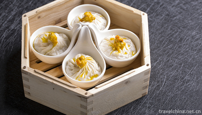 Crab-Dumplings-in-Soup-5