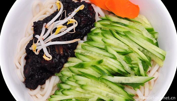 Noodles-with-Soy-Bean-Paste,Beijing-Style-7