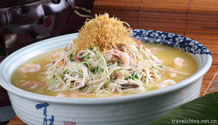 Braised-Shredded-Chicken-with-Ham-and-Dried-Tofu-3