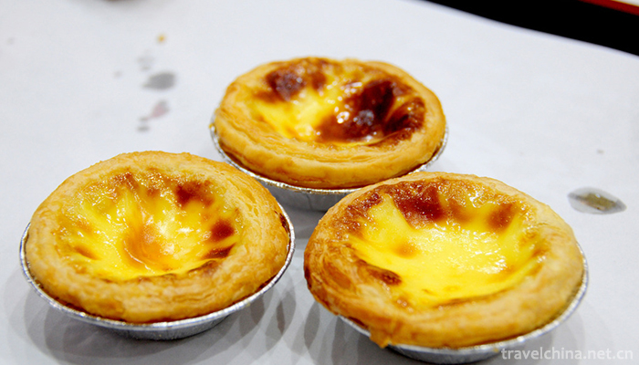 Portuguese-style-egg-tarts-3