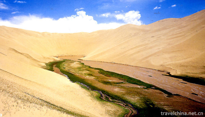 A-erh-chin-Mountains-6