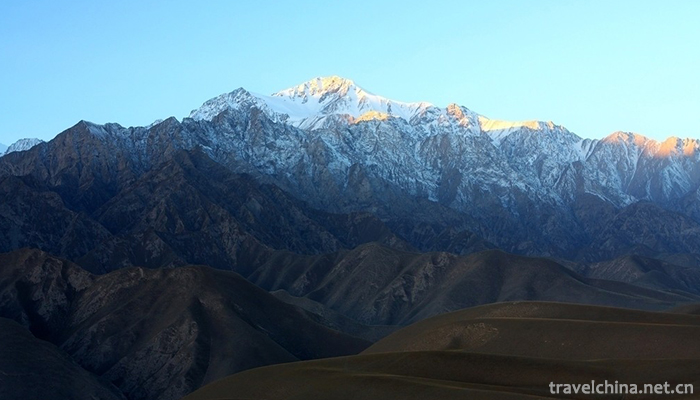 A-erh-chin-Mountains-3