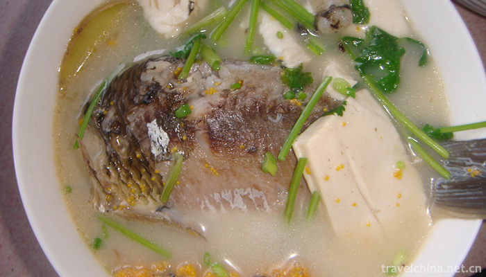 Crucian-carp-tofu-soup-3