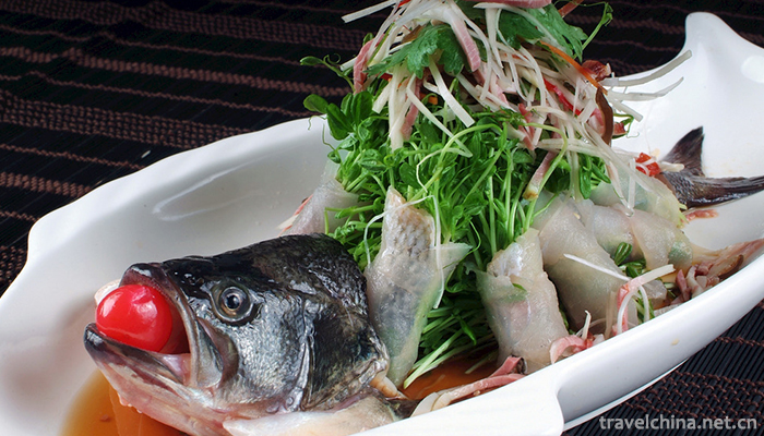 Steamed-perch-with-scallion-and-black-beans-5