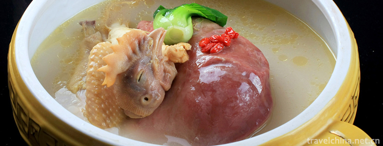 Pork stomach stewed chicken