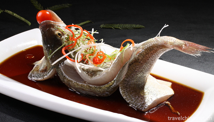 Steamed-perch-with-scallion-and-black-beans-9