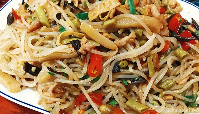 Snail-rice-noodles-1