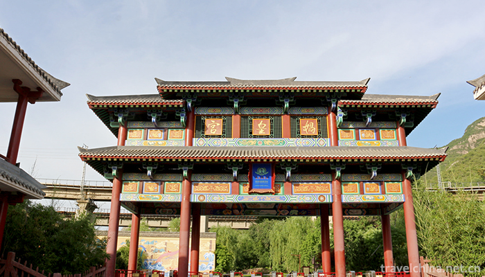 Wa-Palace-Scenic-Area,-Handan-City-2