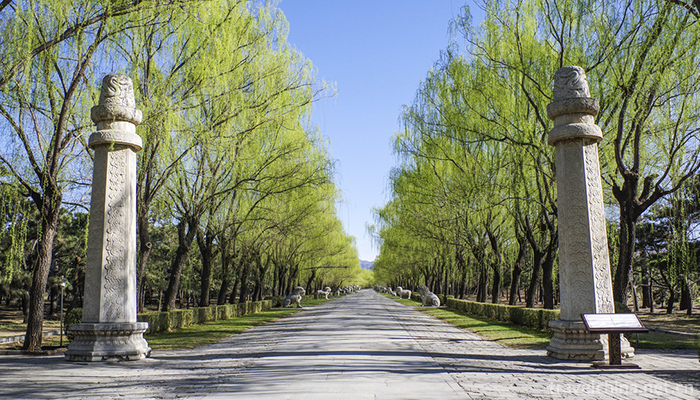 Ming-Ming-Dynasty-Tombs-Scenic-Area-2
