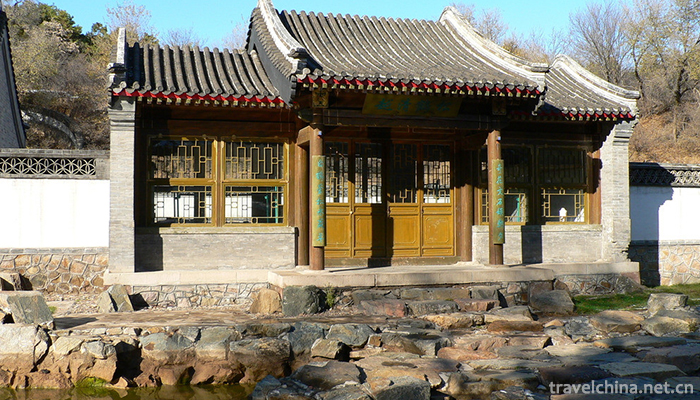 Chengde-Summer-Resort-and-its-surrounding-Temple-scenic-spot-11