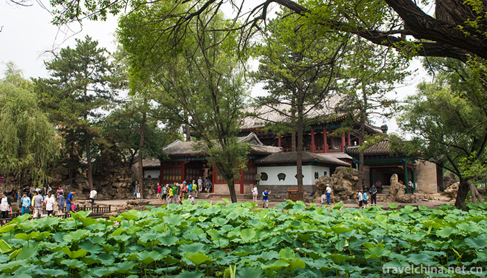 Chengde-Summer-Resort-and-its-surrounding-Temple-scenic-spot-17