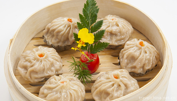 Kaifeng-soup-dumplings-1