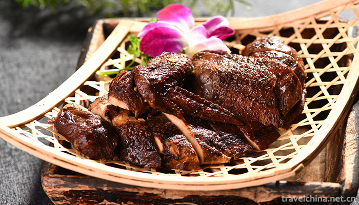 Red-Cooked-Chicken,-Daokou-Style-12