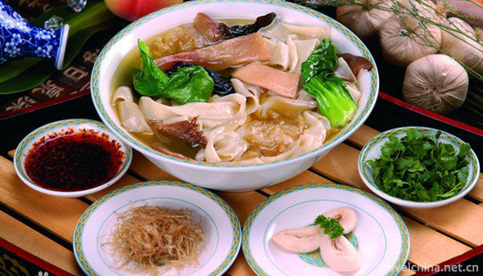 Zhengzhou-Xiao-Ji-stewed-noodles-1