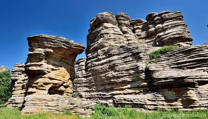 Ashatu-Stonehenge-Tourist-Area-6