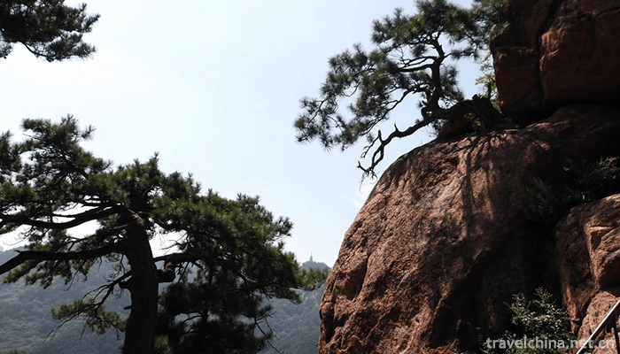 Mount-QianÃ¯Â¼Å’Qianshan-Mountain-1