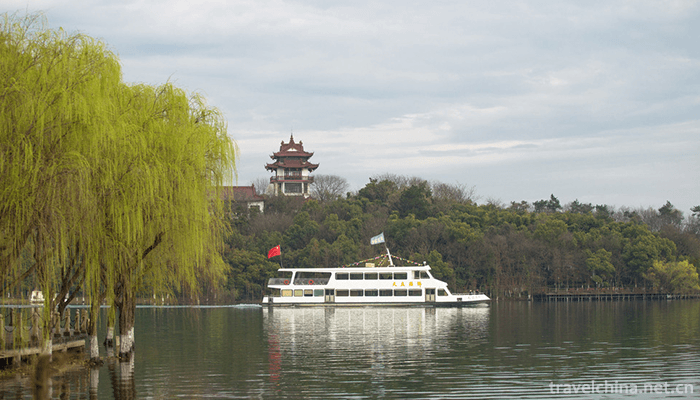 Tianmu-Lake-9