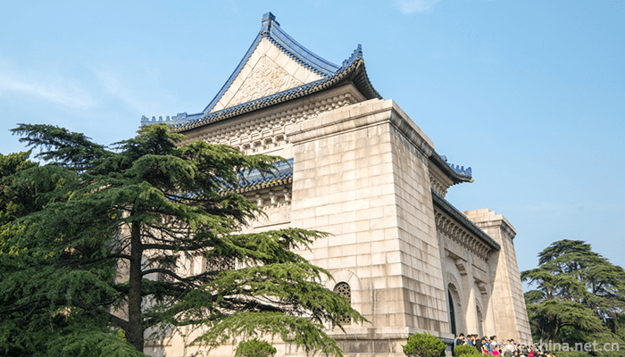 Zijin-Mountain-Scenic-Area-2