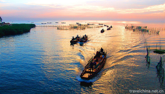 Tourist-Area-of-Wu-Taihu-Lake-in-Suzhou-11
