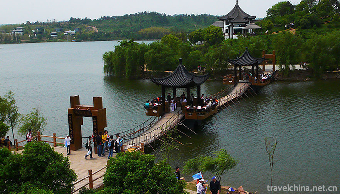 Tianmu-Lake-11