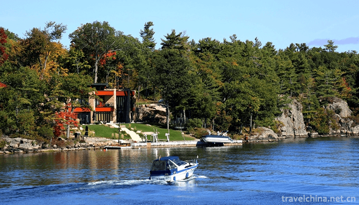 Thousand-Islet-Lake-Qiandaohu-Scenic-Area-6