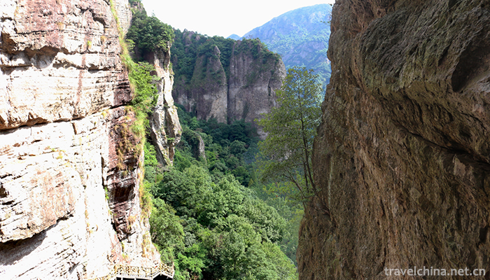 Yandang-Mountain-Scenic-Spot-13